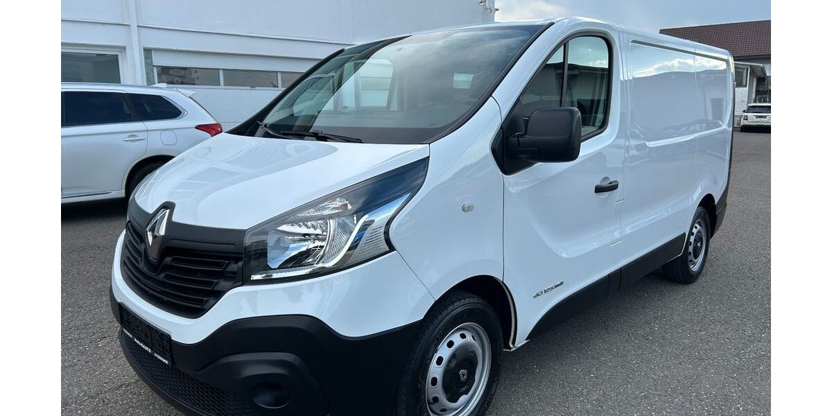 Renault Trafic 128.000 km 11.490 &euro; Trossingen 78647