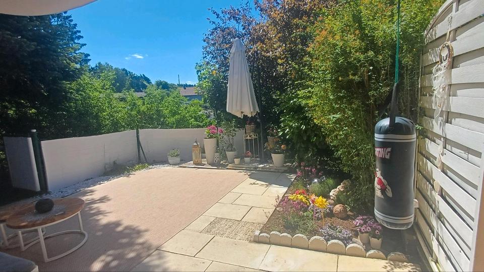 Erdgeschoßwohnung Villingen-Schwenningen Schwenningen - 2.5 Zimmer, 74 m&sup2;, 205.000&euro; | Angebot:27261693