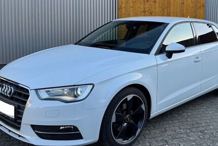 Audi A3 157.000 km 11.500 &euro; Tuttlingen 78532