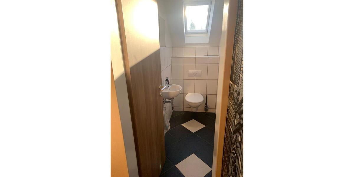 Dachgeschoßwohnung Gosheim - 1 Zimmer, 33 m&sup2;, 88.178&euro; | Angebot:24651645