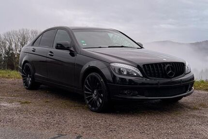 Mercedes-Benz C 200 186.000 km 9.500 &euro; Sankt Peter 79271