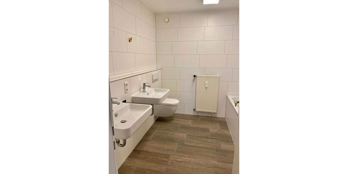 Etagenwohnung Donaeuschingen Donaueschingen - 6 Zimmer, 220 m&sup2;, 490.000&euro; | Angebot:25721096