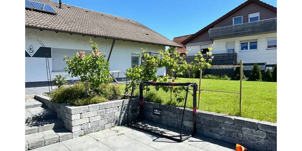 Einfamilienhaus Oberndorf am Neckar / Hochmössingen Hochmössingen - 5 Zimmer, 220 m&sup2;, 499.000&euro; | Angebot:25683344
