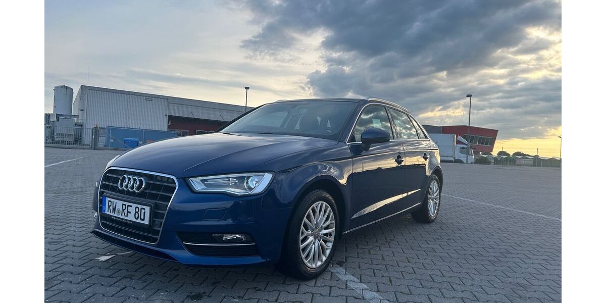 Audi A3 75.800 km 14.900 &euro; Dunningen 78655