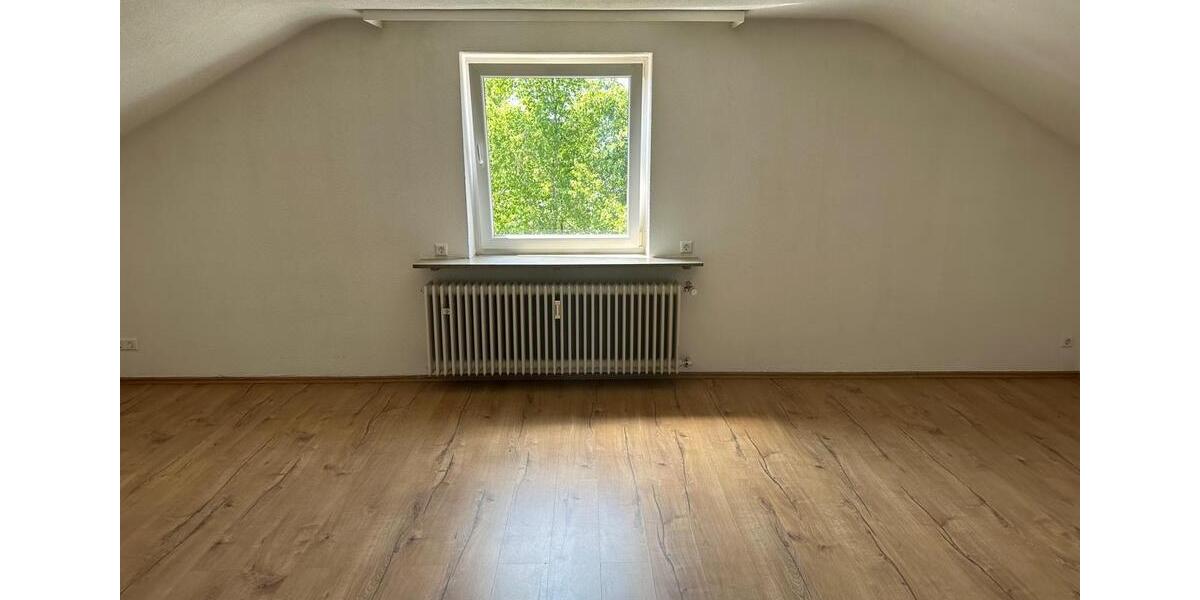 Etagenwohnung Villingen-Schwenningen Schwenningen - 3 Zimmer, 75 m&sup2;, 900&euro; | Angebot:25311175