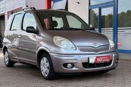 Toyota Yaris 175.000 km 2.999 &euro; Oberndorf am Neckar 78727