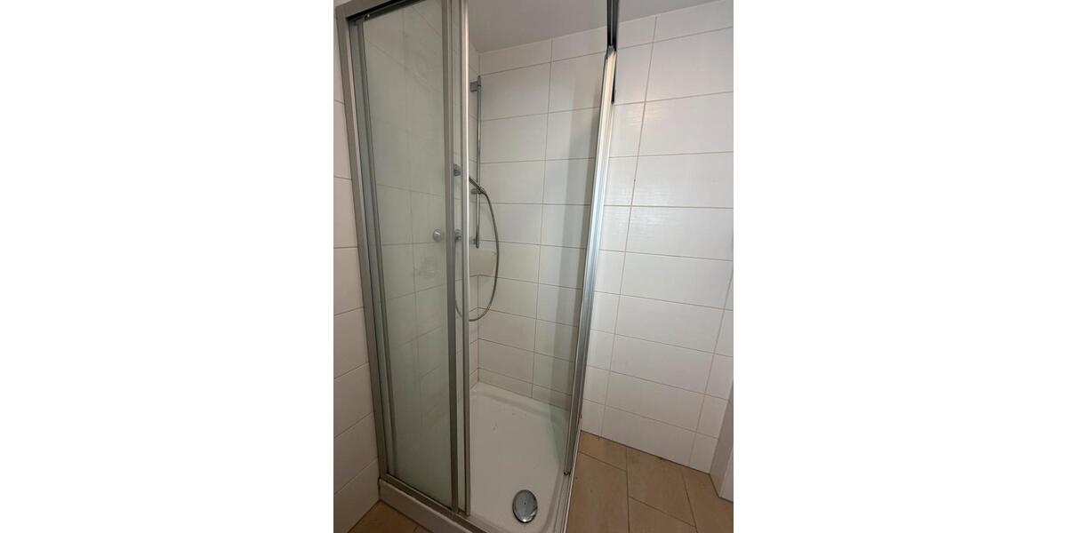 Dachgeschoßwohnung Villingen-Schwenningen Schwenningen - 3 Zimmer, 105 m&sup2;, 890&euro; | Angebot:26272312