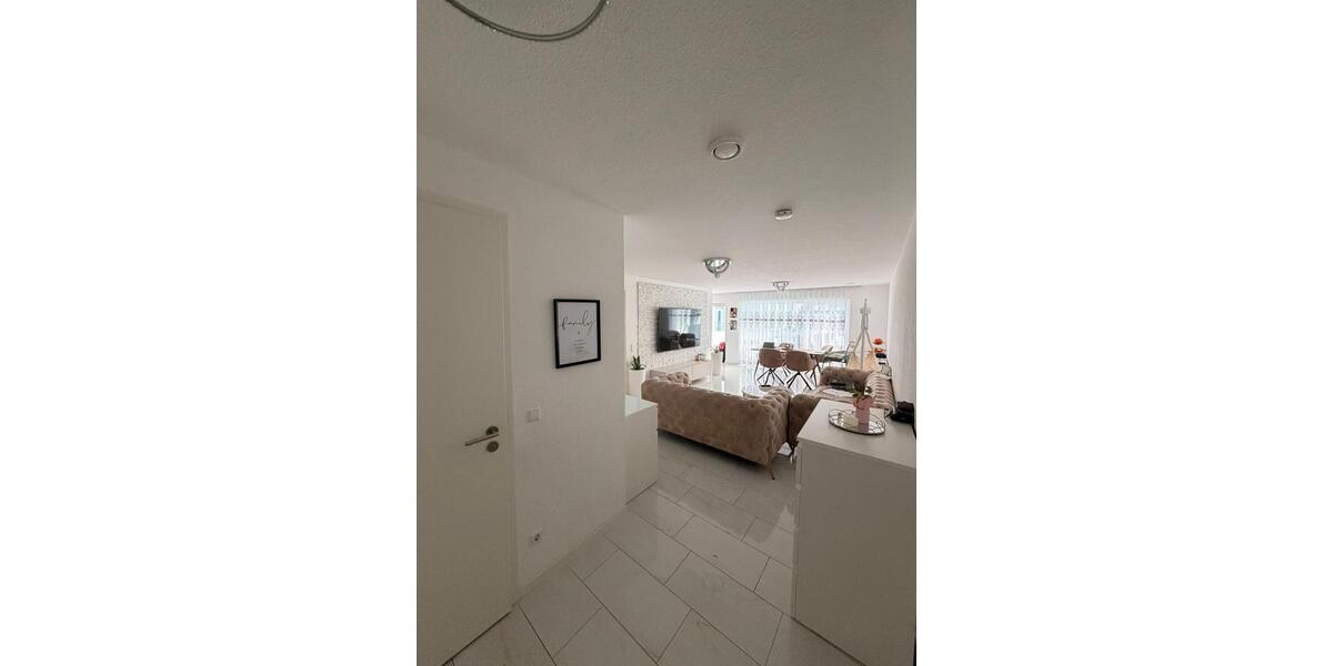 Erdgeschoßwohnung Spaichingen - 3.5 Zimmer, 92 m&sup2;, 360.000&euro; | Angebot:25231963