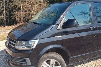 VW T6 Caravelle 216.000 km 15.900 &euro; Friedenweiler 79877