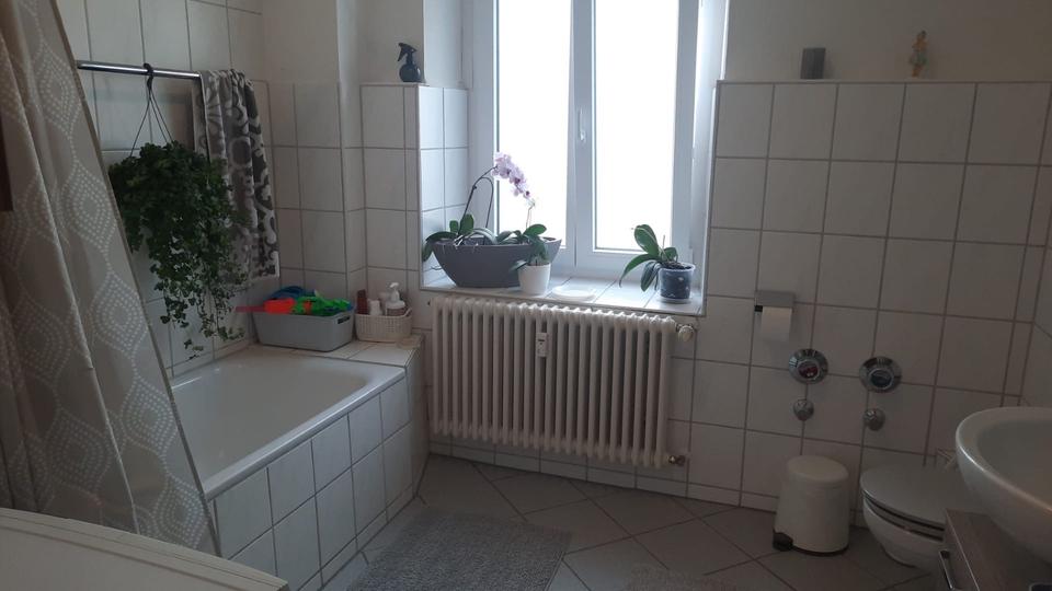 Etagenwohnung Titisee-Neustadt Neustadt - 5 Zimmer, 135 m&sup2;, 1.200&euro; | Angebot:25510125