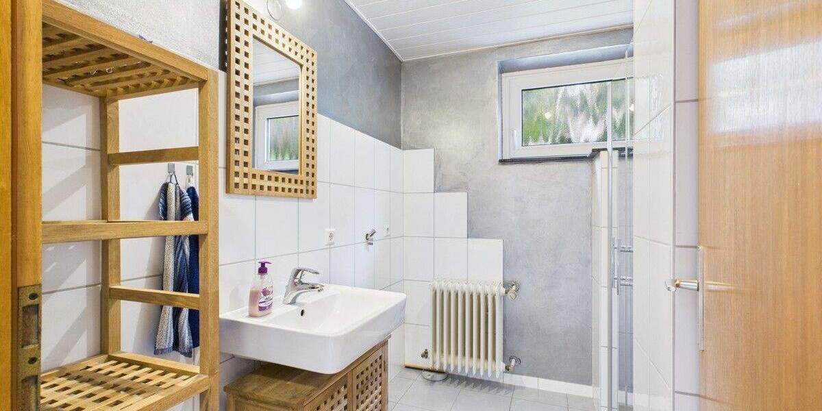 Einfamilienhaus Reichenbach am Heuberg - 7 Zimmer, 170 m&sup2;, 279.000&euro; | Angebot:25683364