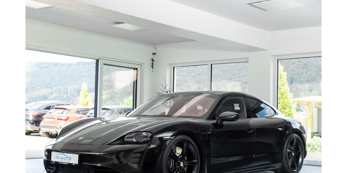 Porsche Taycan 90.000 km 68.000 &euro; Rietheim-Weilheim 78604