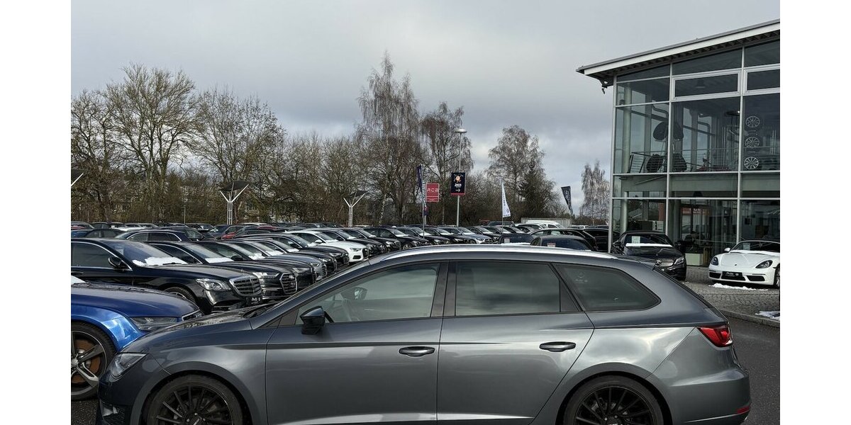 Seat Leon 1.4 TSI ST FR KAMERA/NAVI/SHZ/AHK/LED/TEMPO 81.478 km 12.800 &euro; Villingen-Schwenningen 78054