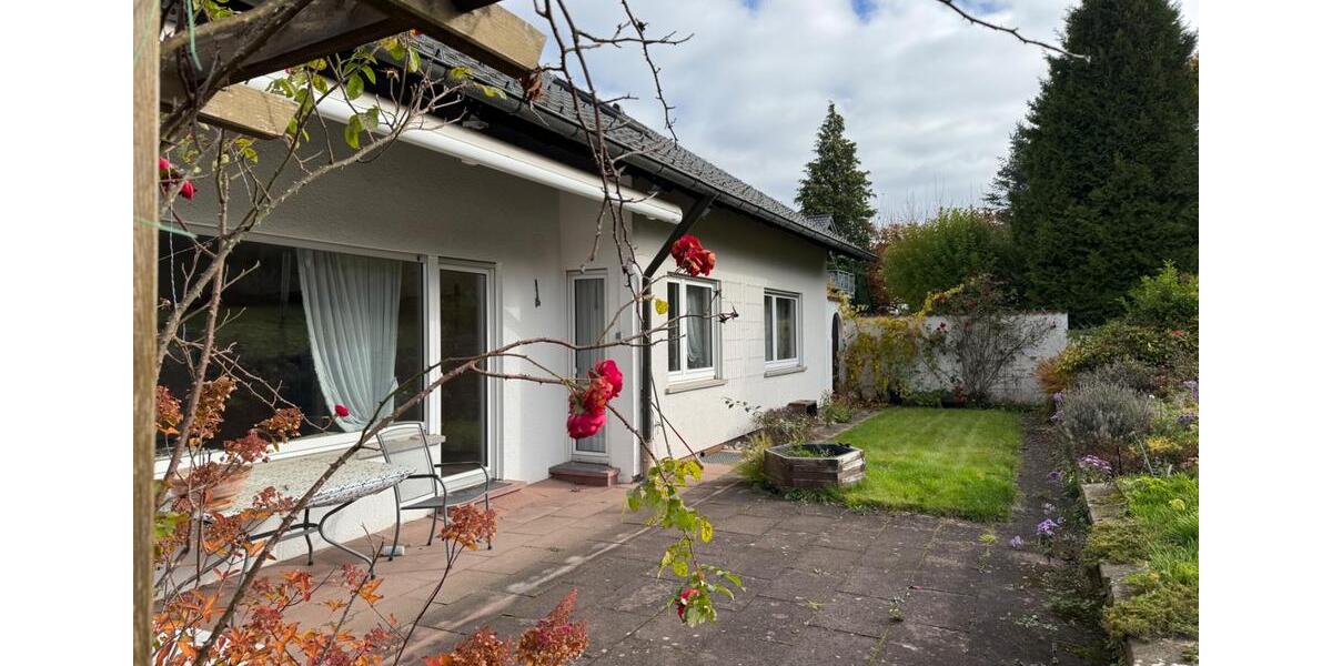 Einfamilienhaus Schramberg - 9 Zimmer, 246 m&sup2;, 465.000&euro; | Angebot:23503207