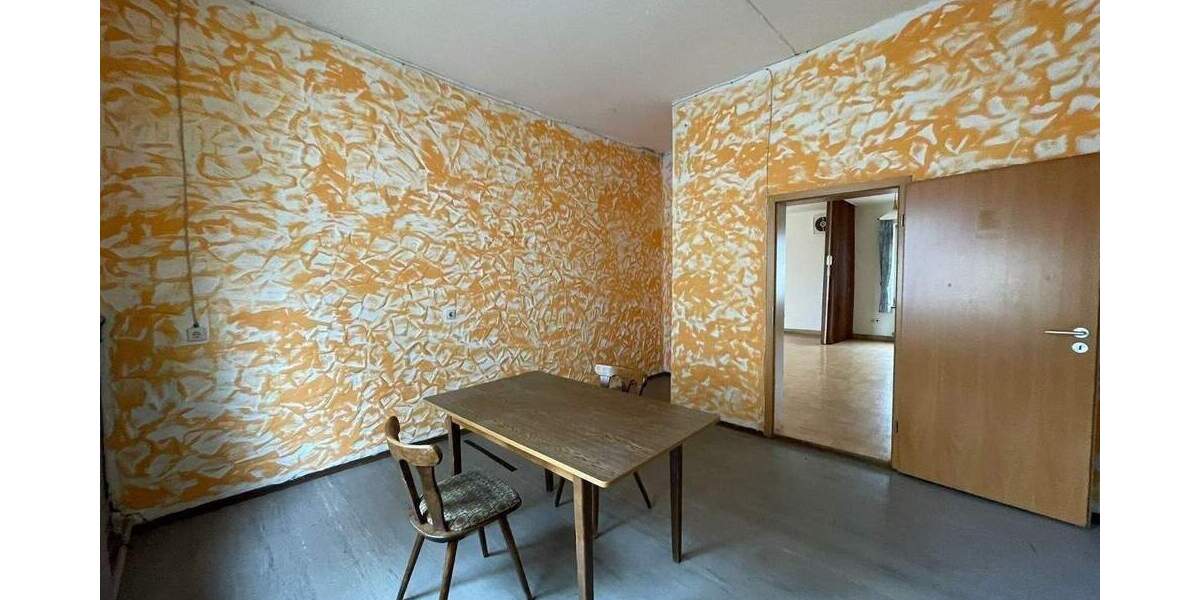 Mehrfamilienhaus, Wohnhaus Böttingen - 7 Zimmer, 317 m&sup2;, 280.000&euro; | Angebot:26015649