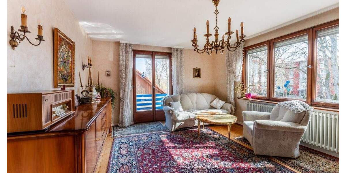 Mehrfamilienhaus, Wohnhaus Villingen-Schwenningen Villingen - 8 Zimmer, 162 m&sup2;, 369.000&euro; | Angebot:25698695