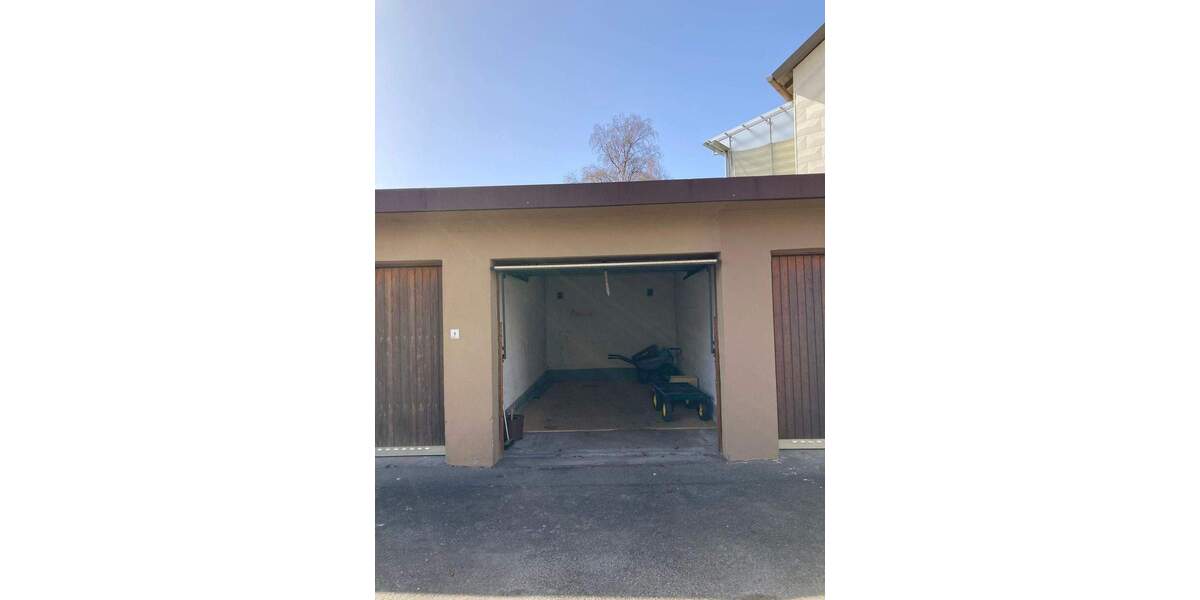 Mehrfamilienhaus, Wohnhaus Villingen-Schwenningen Villingen - 8 Zimmer, 127 m&sup2;, 260.000&euro; | Angebot:25817667
