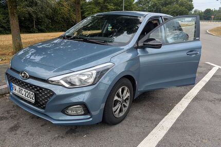 Hyundai i20 65.000 km 9.800 &euro; Dietingen 78661