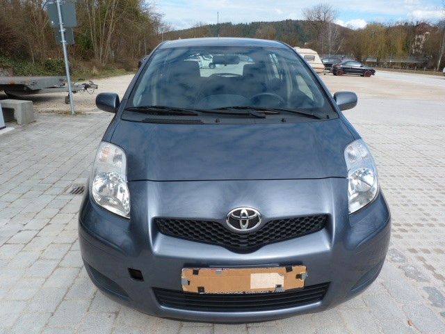 Toyota Yaris 137.000 km 3.700 &euro; Tuttlingen 78532