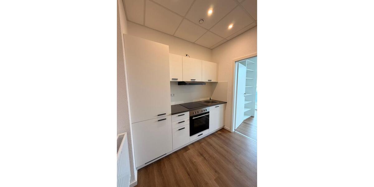 Etagenwohnung Trossingen - 2 Zimmer, 35 m&sup2;, 680&euro; | Angebot:25920960