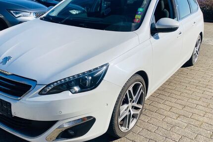 Peugeot 308 138.000 km 5.590 &euro; Donaueschingen 78166