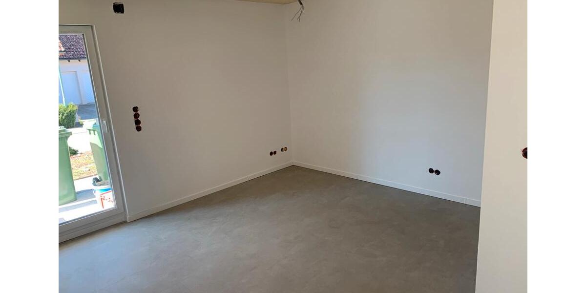 Erdgeschoßwohnung Blumberg - 1 Zimmer, 42 m&sup2;, 480&euro; | Angebot:25838321