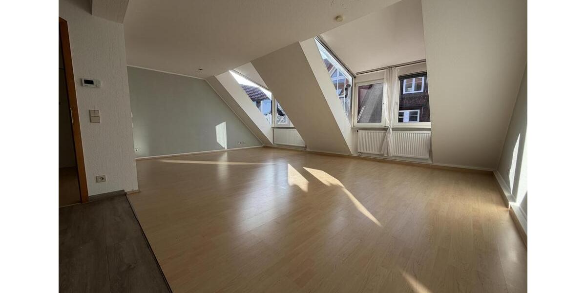 Etagenwohnung Villingen-Schwenningen Schwenningen - 3.5 Zimmer, 104 m&sup2;, 880&euro; | Angebot:24466250