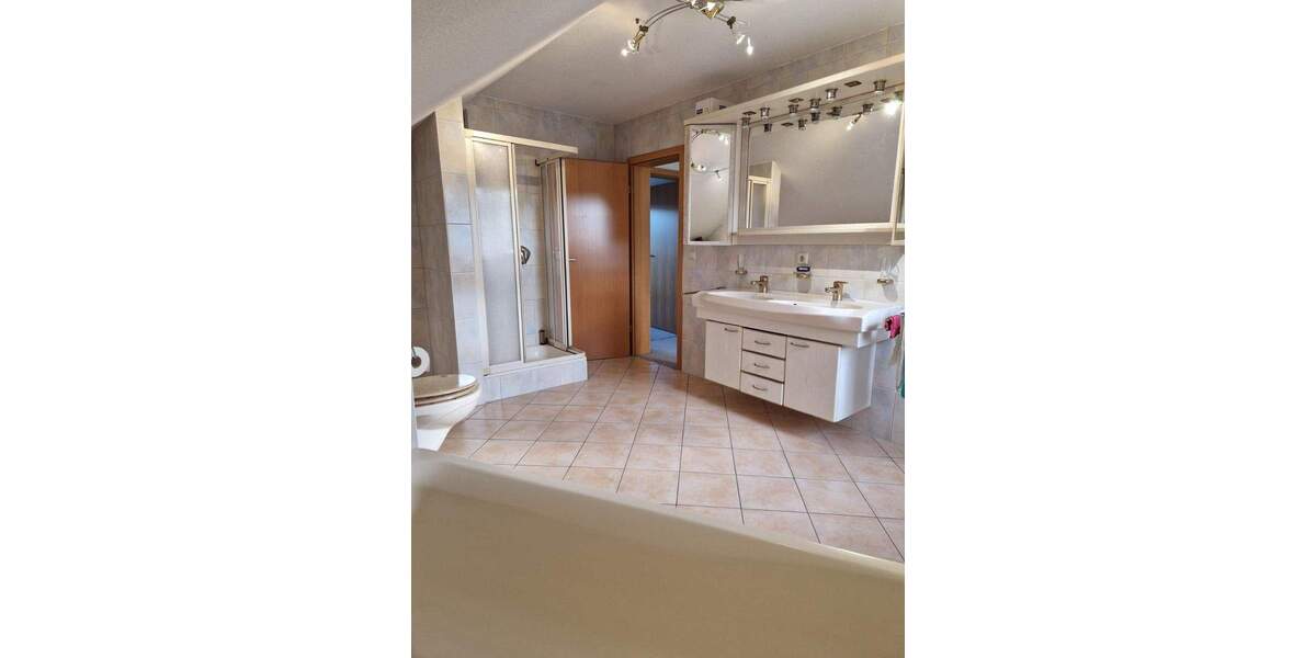 Einfamilienhaus Lauterbach - 7 Zimmer, 163 m&sup2;, 449.000&euro; | Angebot:25735386