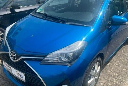 Toyota Yaris 115.000 km 7.900 &euro; Villingen-Schwenningen 78048