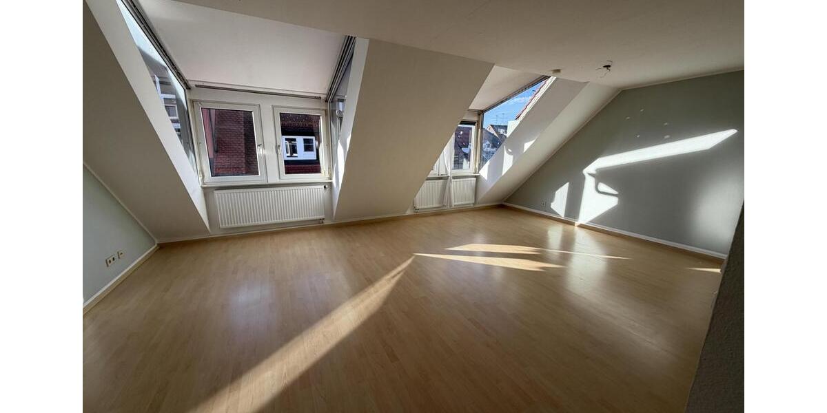 Etagenwohnung Villingen-Schwenningen Schwenningen - 3.5 Zimmer, 104 m&sup2;, 880&euro; | Angebot:24466250