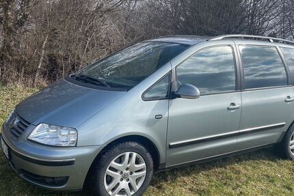 VW Sharan 216.451 km 1.699 &euro; Trossingen 78647
