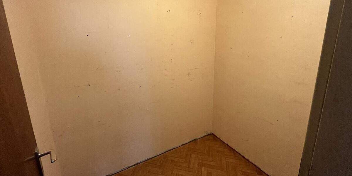 Etagenwohnung Tuttlingen - 4 Zimmer, 101 m&sup2;, 219.000&euro; | Angebot:25815680