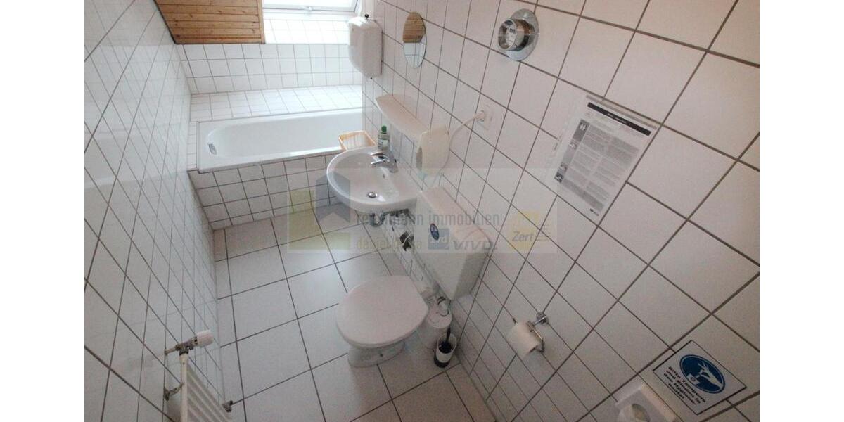Dachgeschoßwohnung Villingen-Schwenningen Schwenningen - 3 Zimmer, 153 m&sup2;, 550&euro; | Angebot:26727642