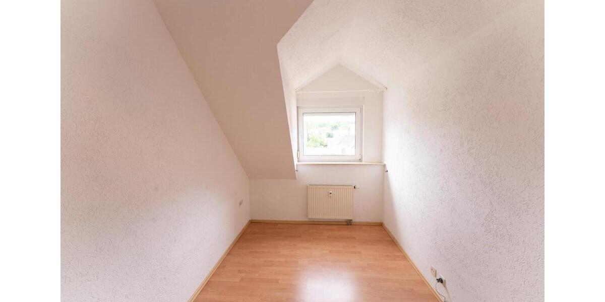 Dachgeschoßwohnung Geisingen - 4.5 Zimmer, 101 m&sup2;, 1.160&euro; | Angebot:24748991
