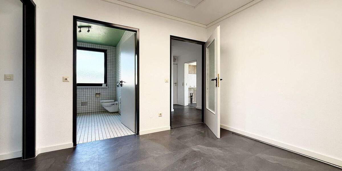 Gewerbeobjekt Tuttlingen - 4 Zimmer, 101 m&sup2;, 890&euro; | Angebot:25662385