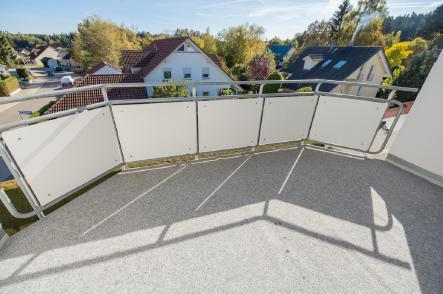 Dachgeschoßwohnung Villingen-Schwenningen Schwenningen - 3 Zimmer, 82 m&sup2;, 990&euro; | Angebot:24878631