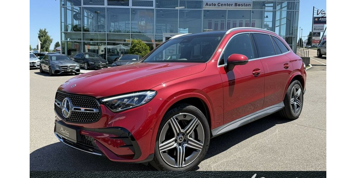 Mercedes-Benz GLC 300 d AMG/PANORAMA/4-MATIC/NAVI/MBUX/1.HAND 39.620 km 52.900 &euro; Villingen-Schwenningen 78054