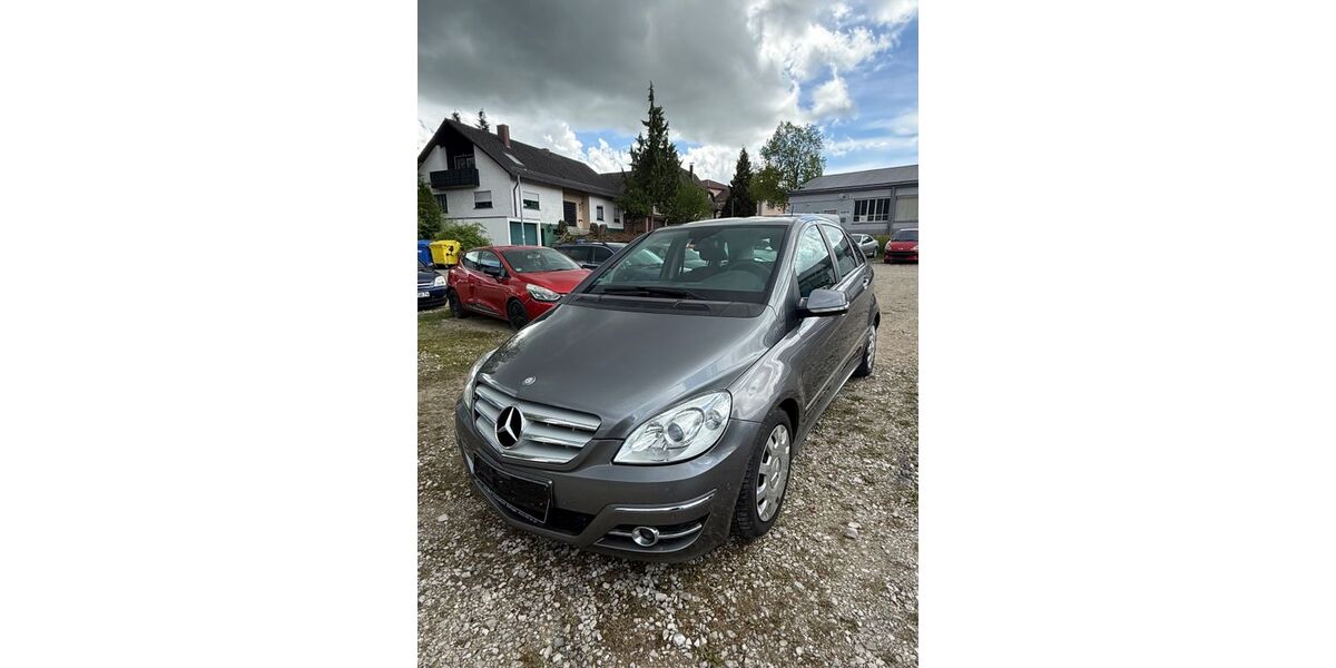 Mercedes-Benz B 180 160.941 km 2.300 &euro; Wehingen 78564