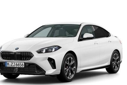 BMW 223 7.829 km 40.930 &euro; Tuttlingen 78532