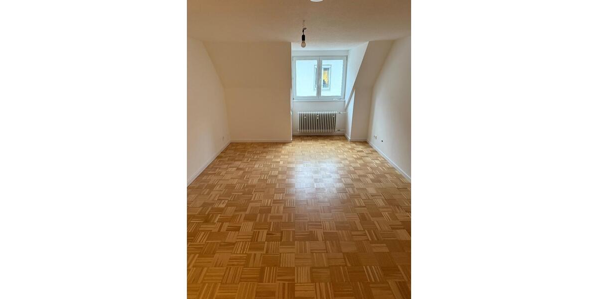 Maisonettenwohnung Villingen-Schwenningen Schwenningen - 3.5 Zimmer, 120 m&sup2;, 1.000&euro; | Angebot:25328088