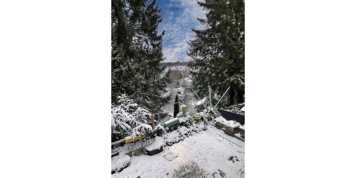 Einfamilienhaus Schömberg - 7 Zimmer, 180 m&sup2;, 178.000&euro; | Angebot:25692860