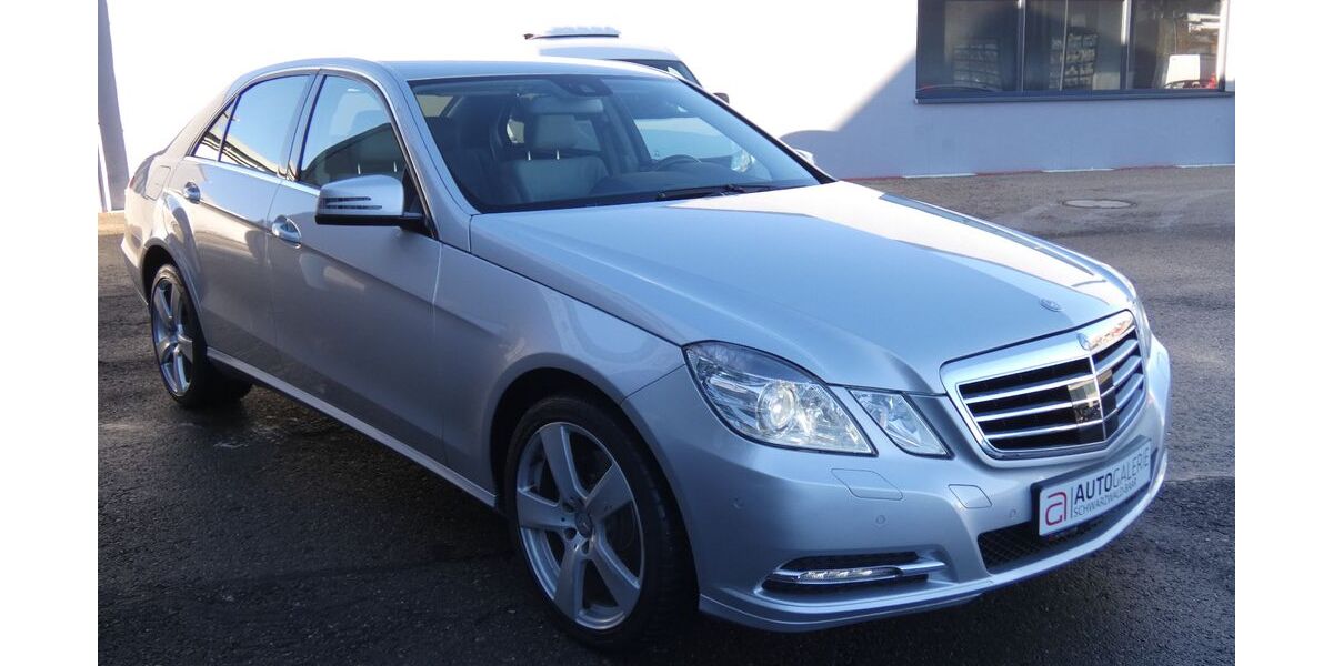 Mercedes-Benz E 300 136.000 km 14.300 &euro; Villingen Schwenningen 78052