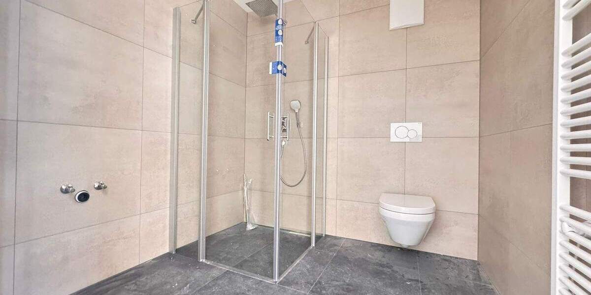 Etagenwohnung Villingen-Schwenningen Schwenningen - 4 Zimmer, 90 m&sup2;, 383.690&euro; | Angebot:25690650