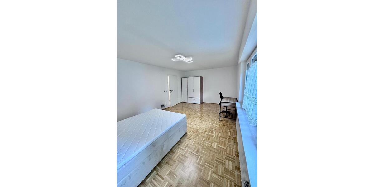 Etagenwohnung Villingen-Schwenningen Schwenningen - 3 Zimmer, 85 m&sup2;, 950&euro; | Angebot:25654052