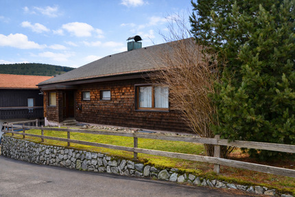 Haus Titisee-Neustadt Neustadt - 6 Zimmer, 175 m&sup2;, 450.000&euro; | Angebot:25173327