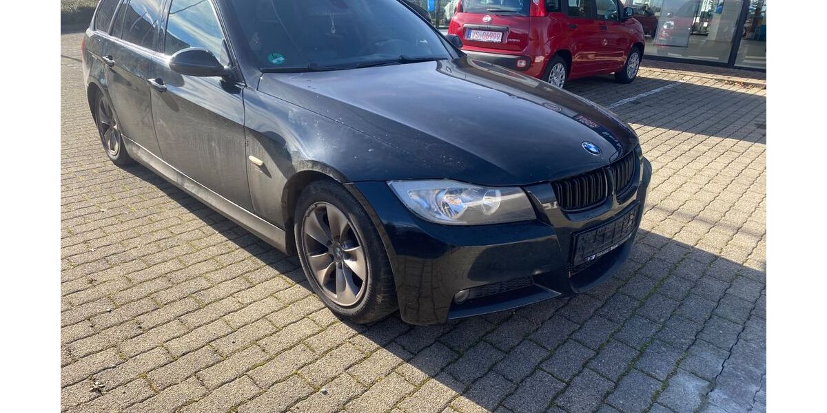 BMW 318 251.000 km 1.550 &euro; Donaueschingen 78166