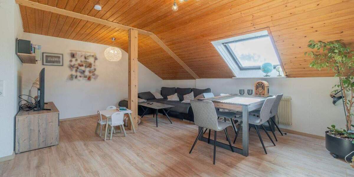 Einfamilienhaus VS-Weigheim Weigheim - 7 Zimmer, 188 m&sup2;, 458.000&euro; | Angebot:25695900