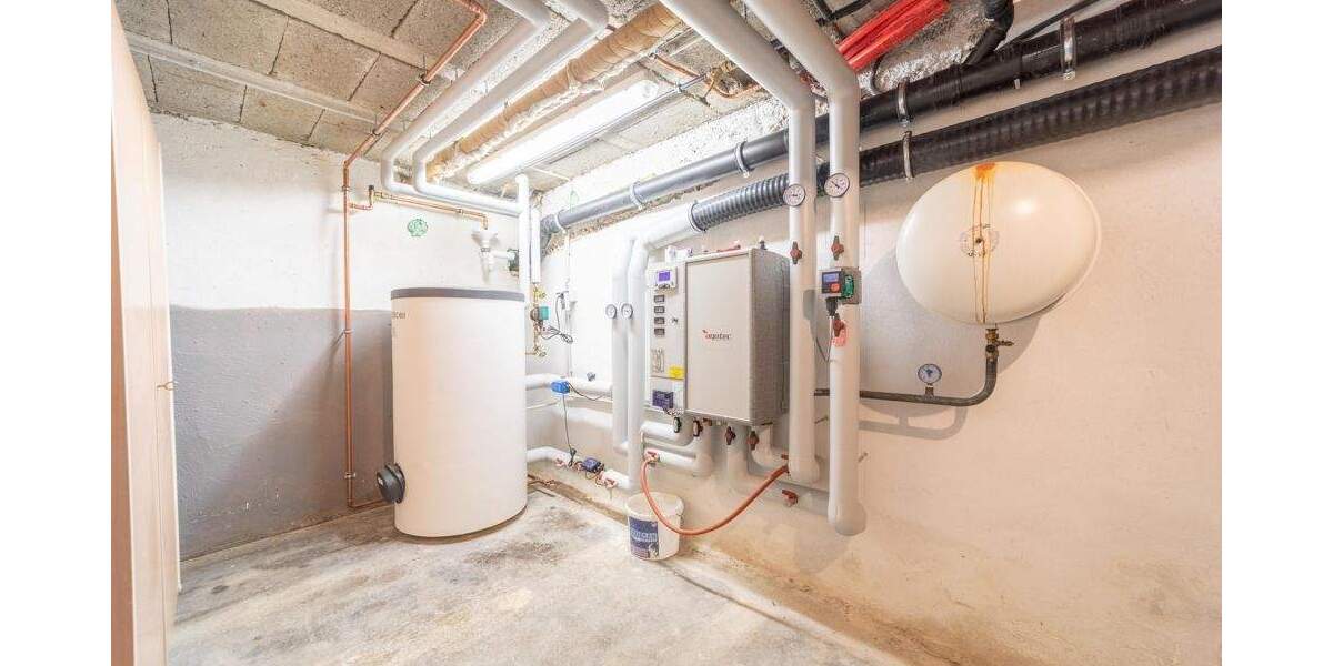 Bauernhaus, Landhaus Hüfingen Fürstenberg - 6 Zimmer, 262 m&sup2;, 349.900&euro; | Angebot:25671057