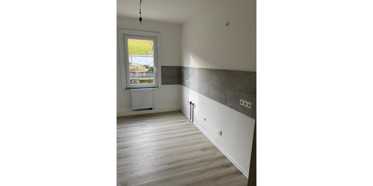Etagenwohnung Tuttlingen - 5 Zimmer, 101 m&sup2;, 890&euro; | Angebot:25852558