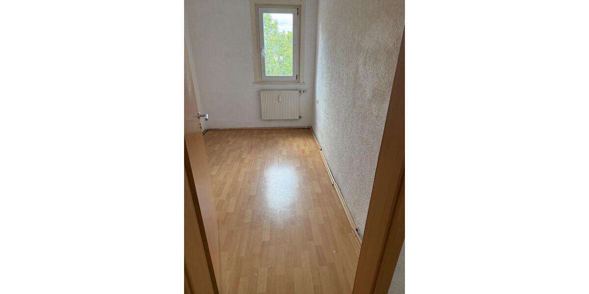 Etagenwohnung Villingen-Schwenningen Schwenningen - 6 Zimmer, 110 m&sup2;, 1.400&euro; | Angebot:26670356